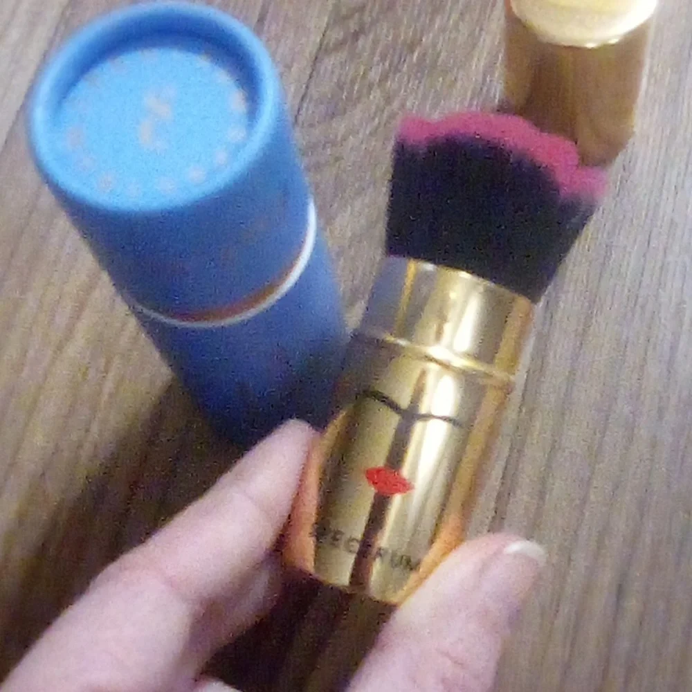 Spectrum x Frida kahls limited edition makeup brush